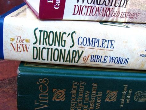 Why use a Bible dictionary? For a small investment of time, you can reap big benefits. Bible Books Explained, Old Bible, Christian Finance Books, Oxford Dictionary Book, Bible Dictionary, Spiritual Transformation, Christian Education, Bible History, World Religions