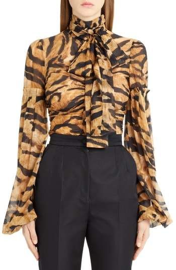 Dolce&Gabbana Tiger Print Stretch Silk Blouse Tiger Blouse Outfit, Tiger Print Outfits, Striped Blouse Outfit, Tiger Print Shirt, Chic Business Attire, Western Clothes, Tiger Skin, Fall Fashion Trends Women, Womens Fashion Casual Fall