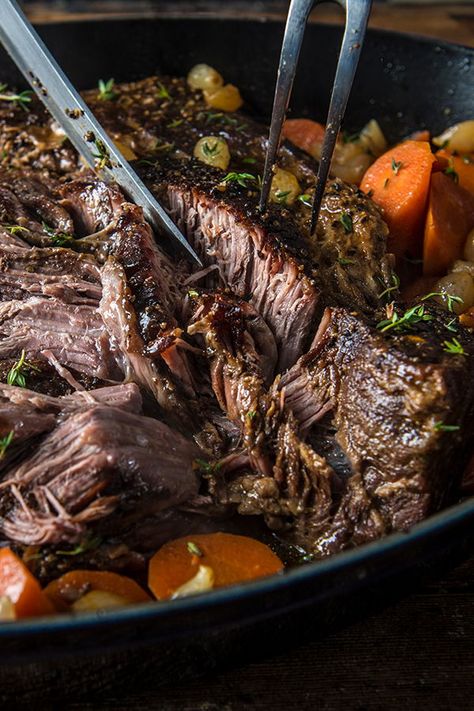 Smoker Roast Beef Recipes, Pot Roast Smoker Recipe, Traeger Pot Roast, Roast In A Dutch Oven, Smoked Pot Roast, Traeger Cooking, Crockpot Pot Roast, Potatoes Dinner, Pellet Smoker Recipes