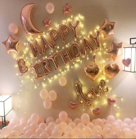 Small Birthday Decorations Simple, Simple Birthday Decoration At Home Ideas, Birthday Room Decor, Birthday Dpz, Birthday Celebration Decorations, Surprise Birthday Decorations, Book Themed Party, Birthday Room, Birthday Decorations At Home