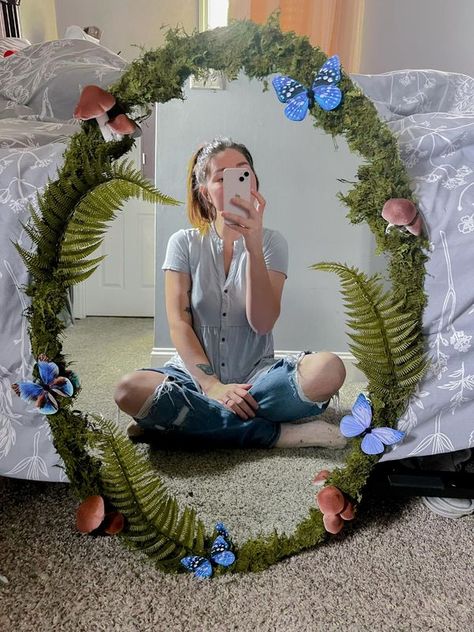 Fairy Witch Cottagecore Vibes | I made this magical mirror for my daughter’s room | Facebook Cottage Core Mirror Diy, Fairy Mirror Diy, Fairy Apartment, Cottagecore Mirror, Fairycore Diy, Fairy Witch Cottagecore, Fairy Bathroom, Fairy Mirror, Fairycore Bedroom