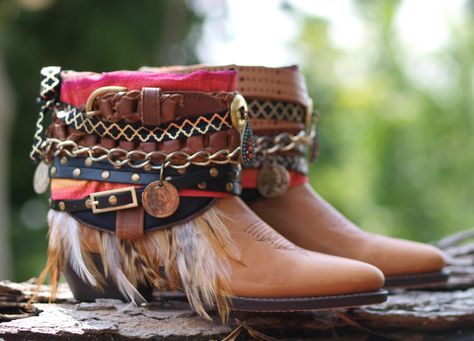 upcycled cowboy boots from TheLookFactory on Etsy Boho Cuff, Boho Cowgirl, Boot Jewelry, Vintage Boots, Ll Bean Boot, Diy Vintage, Diy Shoes, Boots Shoes, Cowgirl Boots