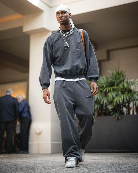 Baggy Tracksuit Outfit Men, Tracksuit Outfit Mens, Men Tracksuit Outfit, Shai Gilgeous Alexander, Create A Wardrobe, Spiritual Fashion, Nba Fashion, Tracksuit Outfit, Fashion Men Streetwear