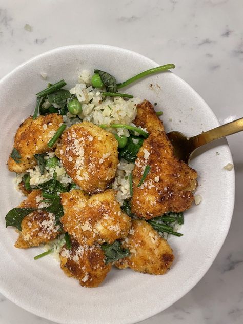 Chicken Nugget Bowl - Katie Austin Chicken Nuggets Side Dish, Katie Austin Recipes, Chicken Nugget Dinner, Cup Of Jasmine, Butter Seasoning, Frozen Cauliflower, Fuel Food, Katie Austin, Frozen Cauliflower Rice