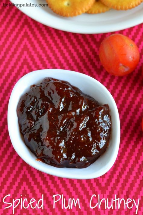 Fruit Paste Recipe, Pickled Plums Recipe, Plum Chutney Recipe, Plum Chutney Recipes, Plum Sauce Recipe, Plum Dessert, Plum Chutney, Canned Plums, Apple Chutney