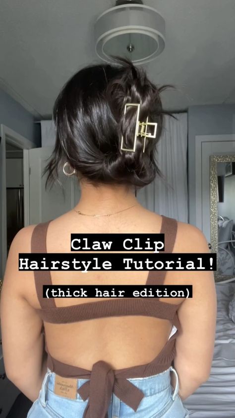 about.her.hair on Instagram: Check out this gorgeous claw clip hairstyle from @mariaaiellohair 😍😍😍 . . . . . #hairstyletutorial #tutorialhair #tutorialhairdo… Jaw Clip Hairstyles, Claw Clip Hairstyle, Clip Hairstyle, Jaw Clip, Hair Things, Updo Styles, Clip Hairstyles, Hair Videos Tutorials, Claw Clip