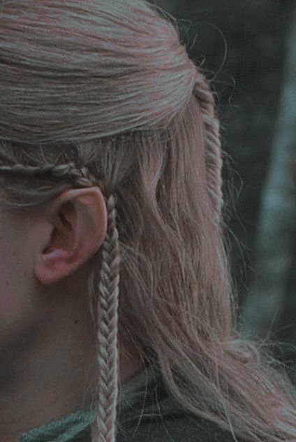 Lotr Elf Aesthetic, Elf Aesthetic Male, Fantasy Elf Aesthetic, Elfcore Aesthetic, Rivendell Aesthetic, Middle Earth Aesthetic, Tolkien Aesthetic, Elf Hairstyles, Elven Aesthetic