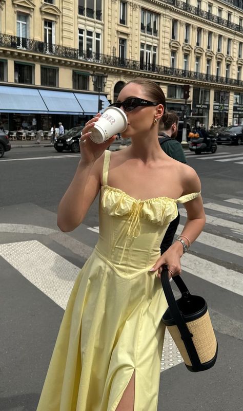 Lemon Girl Aesthetic, Mustard Yellow Outfit, Italy Travel Outfit, Yellow Clothes, Trip Outfits, Yellow Outfit, Yellow Aesthetic, Workout Aesthetic, Lemon Drop