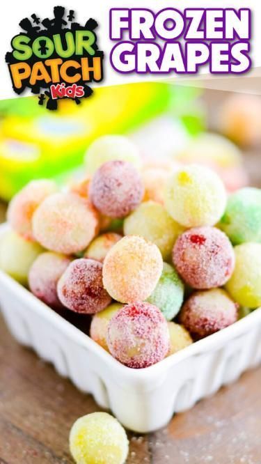 Discover the ultimate summer dessert: Sour Patch Frozen Grapes with Jell-O! This easy recipe will satisfy your cravings while keeping you cool. Not to mention it’s WW friendly– zero points across every plan! Sour Patch Grapes Recipe, Frozen Grapes Recipe, Jello Grapes, Beach Day Food, Sour Patch Grapes, Family Favorite Recipes, Beach Snacks, Baking Recipes For Kids, Frozen Grapes