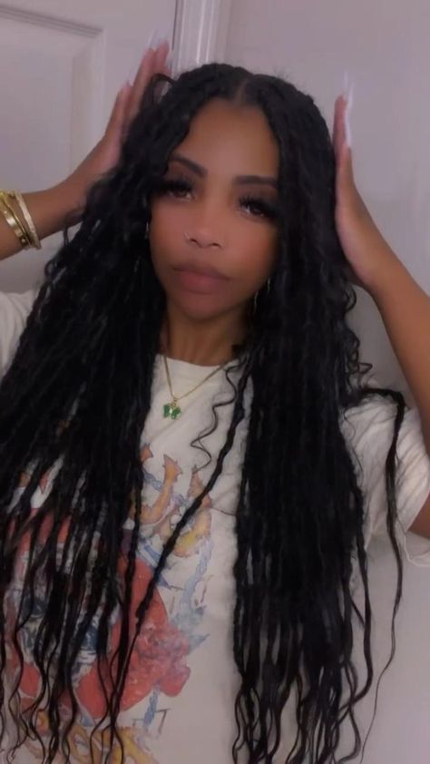 Human Hair Faux Locs, Dreadlocks Black Women, Jah Locs, Fake Dreadlocks, Nice Hairstyle, Hairstyles Inspiration, Vacation Hairstyles, Big Box Braids Hairstyles, Goddess Braids Hairstyles