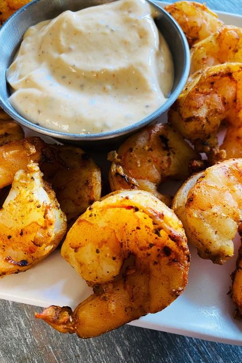 shrimp with dipping sauce on the side Blackstone Cheeseburger, Old Bay Shrimp, Smoked Shrimp, Pellet Smoker Recipes, Blackstone Recipes, Aioli Sauce, Cheeseburger Sliders, Grilled Shrimp Recipes, Yummy Seafood