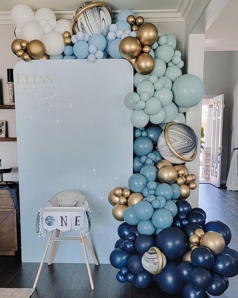 Space Garland Balloons, One Year Party Decorations, Galaxy 1st Birthday Party, 1st Trip Around The Sun Decorations, One Year Around The Moon Birthday, First Trip Around The Sun Birthday Backdrop, Two The Moon Backdrop, Universe Birthday Theme, Space Theme Birthday Decor