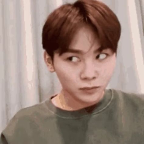 seventeen seungkwan reaction meme Kpop Reaction Memes Funny, Sassy Meme, Angry Meme, Eyes Meme, Pick Up Line Jokes, Seventeen Seungkwan, Funny Words To Say, Seventeen Memes, Seventeen Going Seventeen