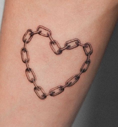 Chain Heart Tattoo Design, Simple Chain Tattoo, Rose Chain Tattoo, Chain Link Tattoo For Women, Chrome Chain Tattoo, Heart With Chains Tattoo, Chain Heart Drawing, Measuring Tape Tattoo, New Chains Same Shackles Tattoo