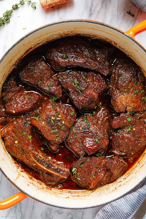 Red Wine-Braised Pork Stew Recipe - #pork #stew #recipe #eatwell101 - The rich flavor of this braised pork stew recipe is going to become a new family favorite. - #recipe by #eatwell101® Pork Loin Stew Recipes, Braised Pork Loin, Pork Stew Meat Recipes, Pork Stew Meat, Pork Stew Recipes, Braised Pork Ribs, Loin Recipes, Recipe Pork, Stew Meat Recipes