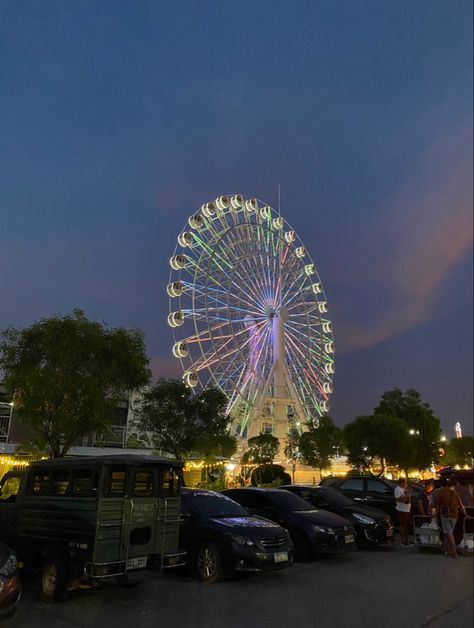 the “eye” of pampanga in sky ranch pampanga 🎡 Sky Ranch Pampanga, Sm Pampanga, Sky Ranch, One Piece Logo, Dream Place, Food Snapchat, Aesthetically Pleasing, The Eye, Manila