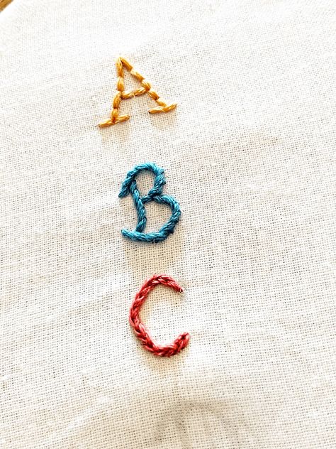 Embroidered Letters Alphabet, Straight Stitch Embroidery, Embroider Letters, How To Embroider Letters, Basic Hand Embroidery, Hand Embroidery Letters, Embroidery Lettering, Bee Embroidery Design, Bugs Embroidery