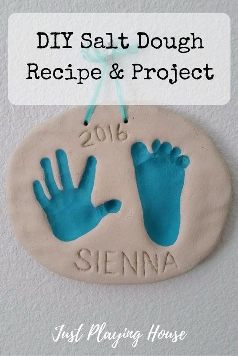 Diy Salt Dough Recipe, Salt Dough Handprints, Diy Boy Gifts, Salt Dough Crafts, Salt Dough Recipe, Trendy Baby Gifts, Baby Crafts Diy, Footprint Craft, Handprint Ornaments