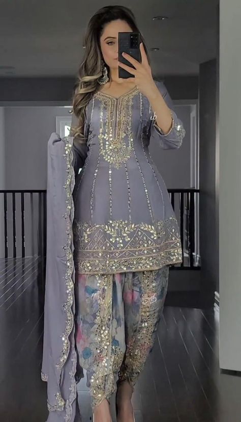 Dhoti Salwar Suits, Latest Traditional Dresses, Punjabi Dress Design, Dhoti Salwar, Suits For Women Indian, Patiala Suit Designs, Print And Embroidery, Latest Dress Design, Pakistani Fancy Dresses