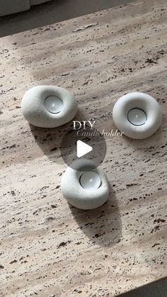 Diy Candle Holders Ideas, Diy Candleholder, Plaster Candle Holder, Concrete Candle Holders Diy, Candle Holders Diy, Florida Bungalow, Plaster Diy, Candle Holder Diy, Clay Candle Holders