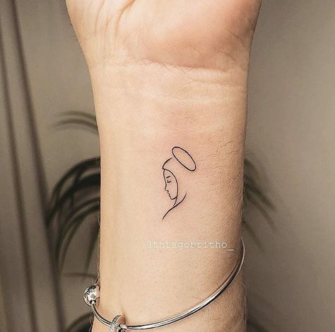 Totus Tuus Tattoo, Catholic Tattoos For Women, Tatooo Delicadas, Mother Mary Tattoos, Small Cross Tattoos, Catholic Tattoos, Simple Tattoos For Women, Henna Inspired Tattoos, Cross Tattoos For Women