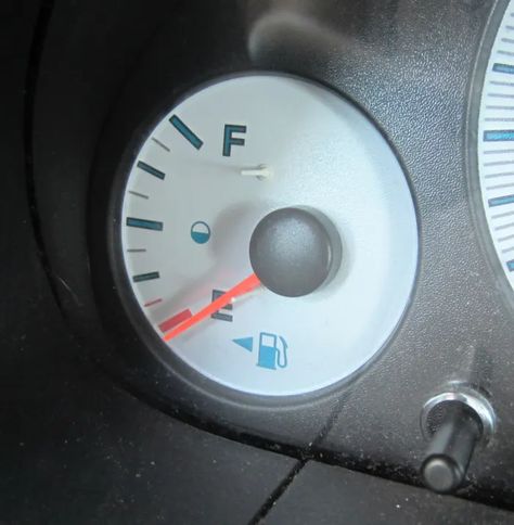 How to Get Rid of Gas Pains - Gas Cap Trouble - HubPages No Gas In Car, Gas Finish In Car, Low Gas In Car Proof, Out Of Gas In My Car, Out Of Gas Format, Gas Format, Room Snapchat, Mirror Selfie With Flash, Gas Gauge