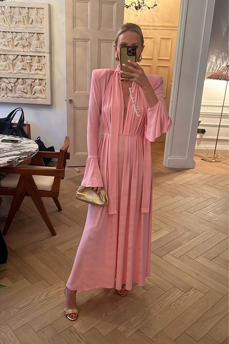 Refined Fashion, Ruched Maxi Dress, Self Portrait Dress, Elegant Dresses Classy, Fairy Fashion, Grad Dresses, Romantic Dress, Evening Dresses Elegant, Abayas Fashion