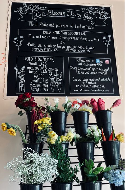 Farmers Market Menu Board, Flower Bar Chalkboard Sign, Flower Shop Signage, Flower Shop Chalkboard Ideas, Menu Chalkboard Art, Market Chalkboard Sign, Bar Chalkboard Sign, Garden Chalkboard, Flower Bar Ideas