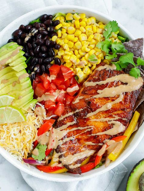 Burrito Toppings, Easy Healthy Salmon, Power Bowl Recipes, Salmon Stir Fry, Bowls Recipes, Healthy Bowls Recipes, Easy Protein, Power Bowl, Salmon Bowl