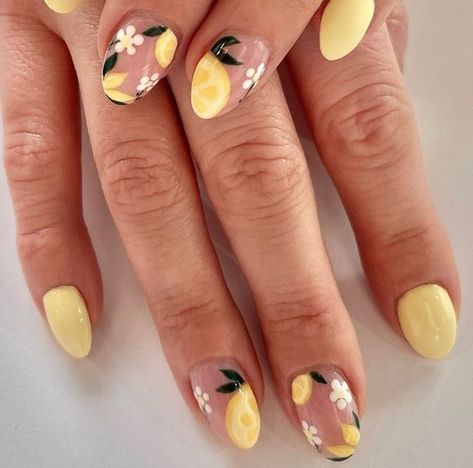 Lemon On Nails, Lemonade Nails, Lemonade Nail Art, Pink Lemonade Nail Designs, Strawberry Lemonade Nails, Lemon Nails Designs, Pink Lemonade Nails, Blue And Yellow Lemon Nails, Pastel Yellow Lemon Nails