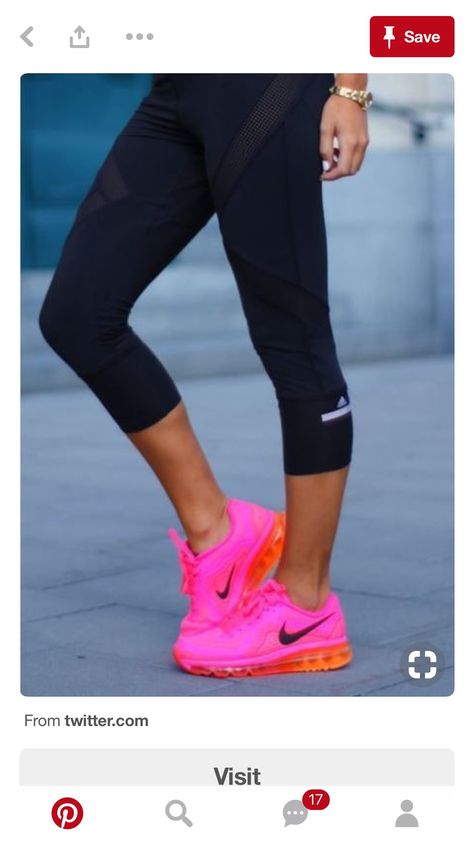 Stop my heart pink Nike running shoes 💕💕💞💓💖 Pink Nike Running Shoes, Nike Running Shoes, Nike Tennis, Pink Nike, Pink Nikes, Running Shoes Nike, Nike Running, My Heart, Running Shoes