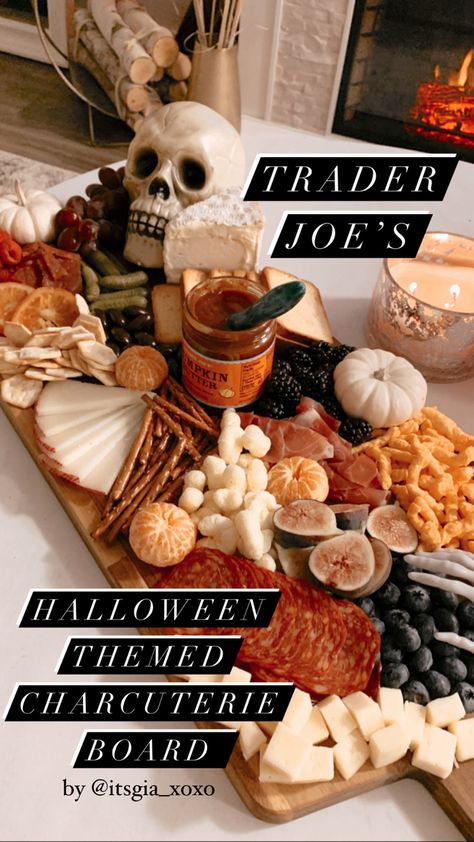 Easy Charcuterie Board Halloween, Trader Joes Halloween, Trader Joes Charcuterie Board, Halloween Cheese Board, Themed Charcuterie Board, Fall Cheese Boards, Halloween Charcuterie, Halloween Movie Night, Fun Halloween Food