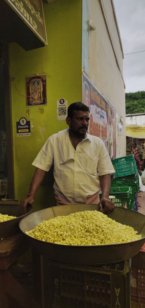 Flower market poo market coimbatore RS puram tamilnadu flowers glory beautiful Coimbatore, Flower Market, Marketing, Quick Saves