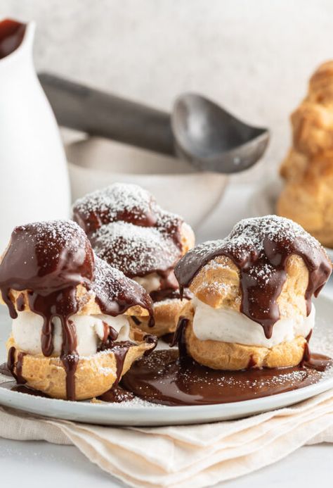 cornstarch 1/2 tbsp freshly-squeezed Profiteroles Aesthetic, Choux Puff, Mini Pavlovas, Chocolate Sauce Recipes, Profiterole, European Recipes, French Pastry, Presentation Ideas, Choux Pastry