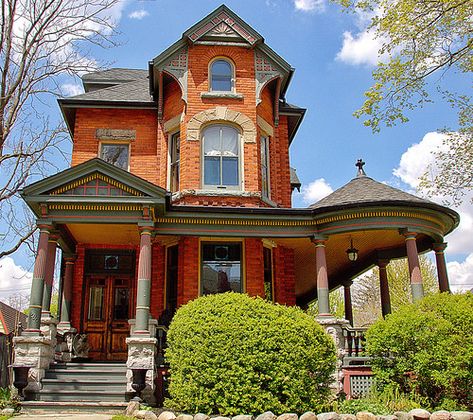 Stratford Ontario ~ Canada ~ Beautful Victorian Architectu… | Flickr Edwardian Architecture, Stratford Ontario, Trim Paint, House Trim, Spooky House, Victorian Architecture, Victorian Houses, Edwardian Era, Dream House Exterior