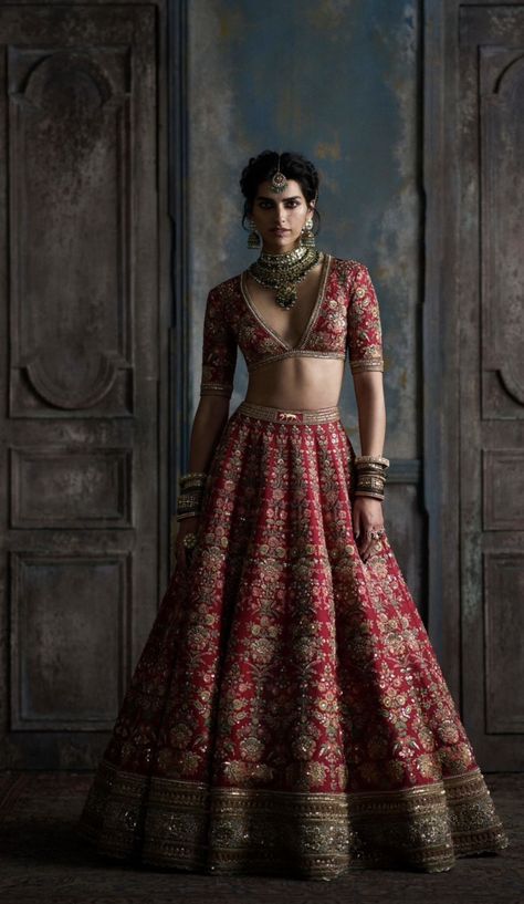 Marriage Lehenga, Sabyasachi Lehenga Bridal, Bridal 2024, Bridal Campaign, Sabyasachi Bridal, Indian Designs, Latest Bridal Lehenga, Lehenga Red, Sabyasachi Lehenga