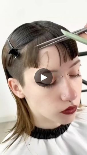 334K views · 16K reactions | DOPE MULLET HAIRCUT ✂️❤️‍🔥⚡️ by @ema_medinaok   #esteticalikes #esteticamagazine #esteticahair #mullet #hairdesign #hairinspo #hairfashion | Estetica Magazine | omervarol02resmi · Original audio Shaggy Mullet For Women Short, Female Mullet, Corte Mullet, Mullet Haircut, Hair Cut, Hair Designs, Womens Haircuts, Hair Inspo, Short Hair