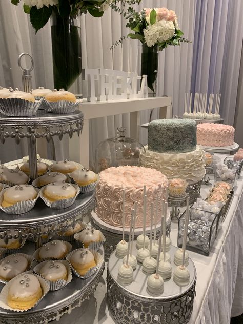 Sweet Sixteen Candy Bar, Candy Bar Ideas, Silver Theme, Pink Theme, Candy Table, Pink And Silver, Pink Themes, Sister Wedding, Bar Ideas