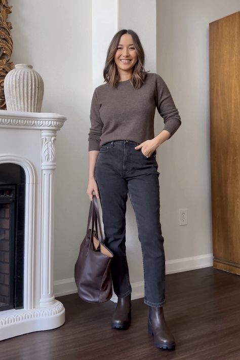 How to Style Chelsea Boots for F/W - LIFE WITH JAZZ Chelsea Boot Office Outfit, Jeans With Black Chelsea Boots, Fly London Boots Outfit, Chelsea Boots With Socks Outfit, Chelsea Boot With Wide Leg Pants, Red Chelsea Boots Outfit, Flat Brown Boots Outfit, How To Style Black Chelsea Boots, Chelsea Boots Outfit Women Work