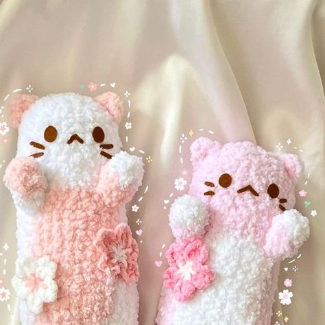 Plushie Art, Sakura Crochet, Kawaii Craft, Crochet Plushies, Easy Crochet Animals, Quick Crochet Patterns, Crochet Shop, Kawaii Crochet, Crochet Design Pattern