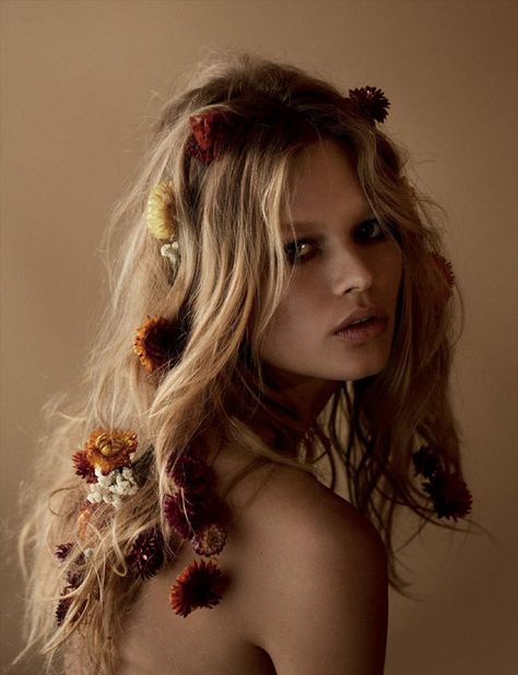 Anna Ewers Seduces, Lensed By Camilla Akrans For Vogue Germany March 2015 - 3 Sensual Fashion Editorials | Art Exhibits - Women's Fashion & Lifestyle News From Anne of Carversville Camilla Akrans, Anna Ewers, Bardot Style, The Libertines, Flowers In Her Hair, Vogue Germany, Festival Hair, Jolie Photo, Beauty And Fashion