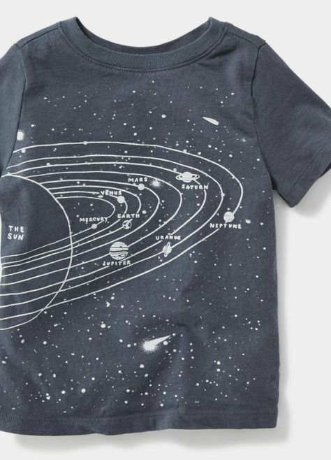 Space Themed Shirts, Space Aesthetic Outfit Men, Space T Shirt Design, Space Tshirt Design, Planet Clothing, Space Tshirt, Sublimacion Ideas, Space Boy, Aesthetic Outfits Men