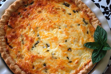 Tomato Pie- via Home is Where the Boat Is Tomato Pie Recipe Paula Deen, Tomatoe Pie Paula Dean, Savory Tomato Pie, Tomatoe Pie Paula Deen, Southern Tomato Pie Paula Deen, Tomatoe Pie Recipes Paula Deen, Water Pie Recipe Paula Dean, Paula Deen Tomato Pie, Water Pie Recipe