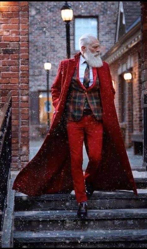 Christmas Dress Men, Old Men Fashion Over 50, Mens Christmas Fashion, Santa Outfit For Men, Christmas Male Outfits, Men’s Holiday Fashion, Modern Male Fashion, Hot Santa Men, Men’s Christmas Outfit