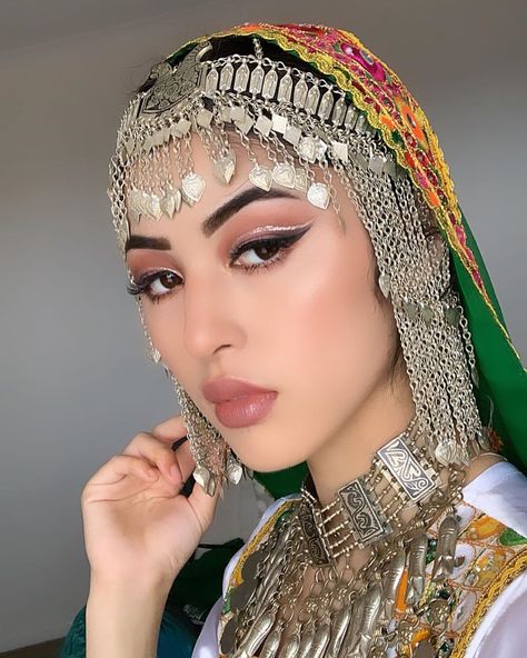 Afghan Hazara Jewelry Afghan Hat, Afghan Wedding Dress, Afghanistan Photography, Afghanistan Culture, Afghan Culture, Ivory Bridesmaid Dresses, Afghani Clothes, Afghan Wedding, Afghan Jewelry