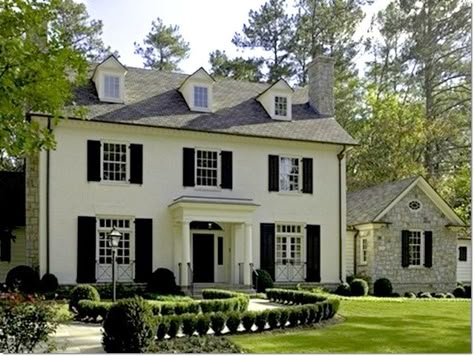 White House With Black Shutters, House With Black Shutters, Brick Colonial House, White Brick House, Brick Colonial, Colonial House Exteriors, Zimmer Diy, Painted Brick House, Black Shutters