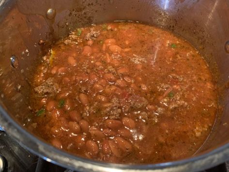 Award Winning Chili Recipe, DIY Chili Night, Beef Chili With Pinto Beans, Easy Chili Recipe, Not Spicy Chili Recipe Chili Recipe Not Spicy, Chili With Pinto Beans, Pinto Bean Chili Recipe, Winning Chili Recipes, Award Winning Chili Recipe, Award Winning Chili, Spicy Chili Recipe, Recipe With Ground Beef, Homemade Chilli