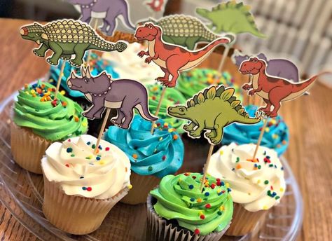 Dino Party Decorations, Dinosaur Cupcake, Birthday Cake Decor, Kids Birthday Cake, Dinosaur Birthday Theme, Dinosaur Cupcakes, Dinosaur Party Supplies, Dino Party, Dinosaur Theme