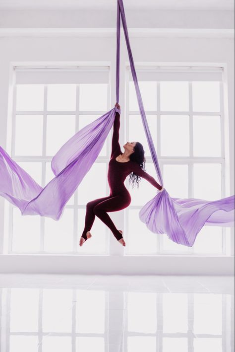 Aerial silks Aerial Silks Photoshoot, Aerial Silks Poses Photography, Aerial Silk Pose, Aerial Silks Photography, Silks Photoshoot, Aerial Silks Poses, Silk Photoshoot, Aerial Photoshoot, Aerial Gymnastics