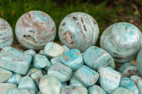 Planets Elements, Light Ocean Blue, Caribbean Blue Calcite, Zodiac Crystals, Sea Blue Color, Caribbean Calcite, Astral Travel, Blue Calcite, Caribbean Blue